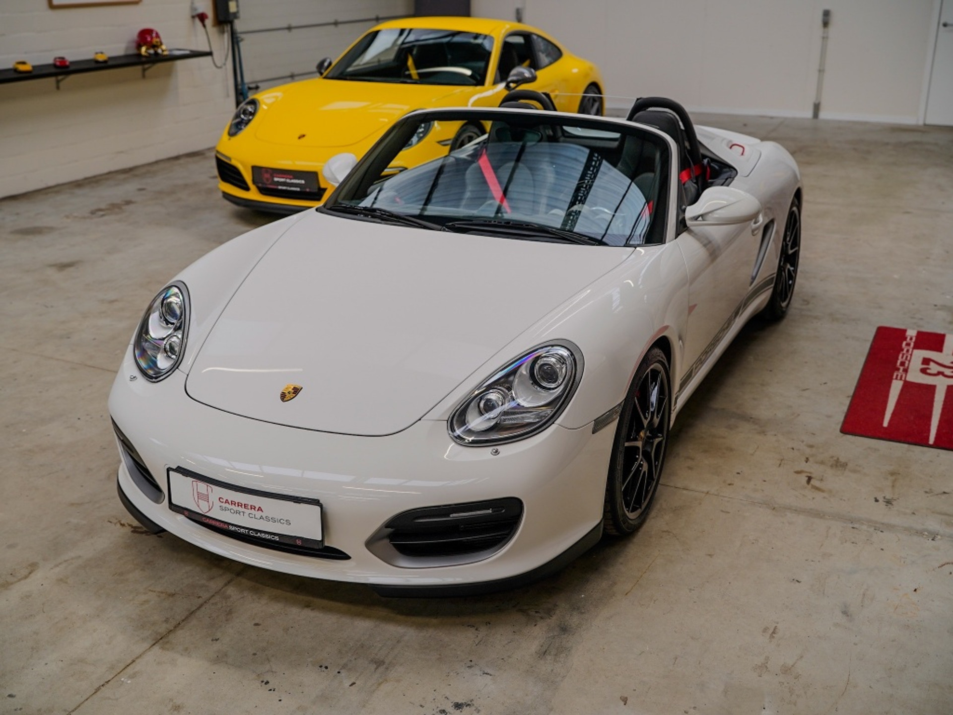 40786293-4.jpg