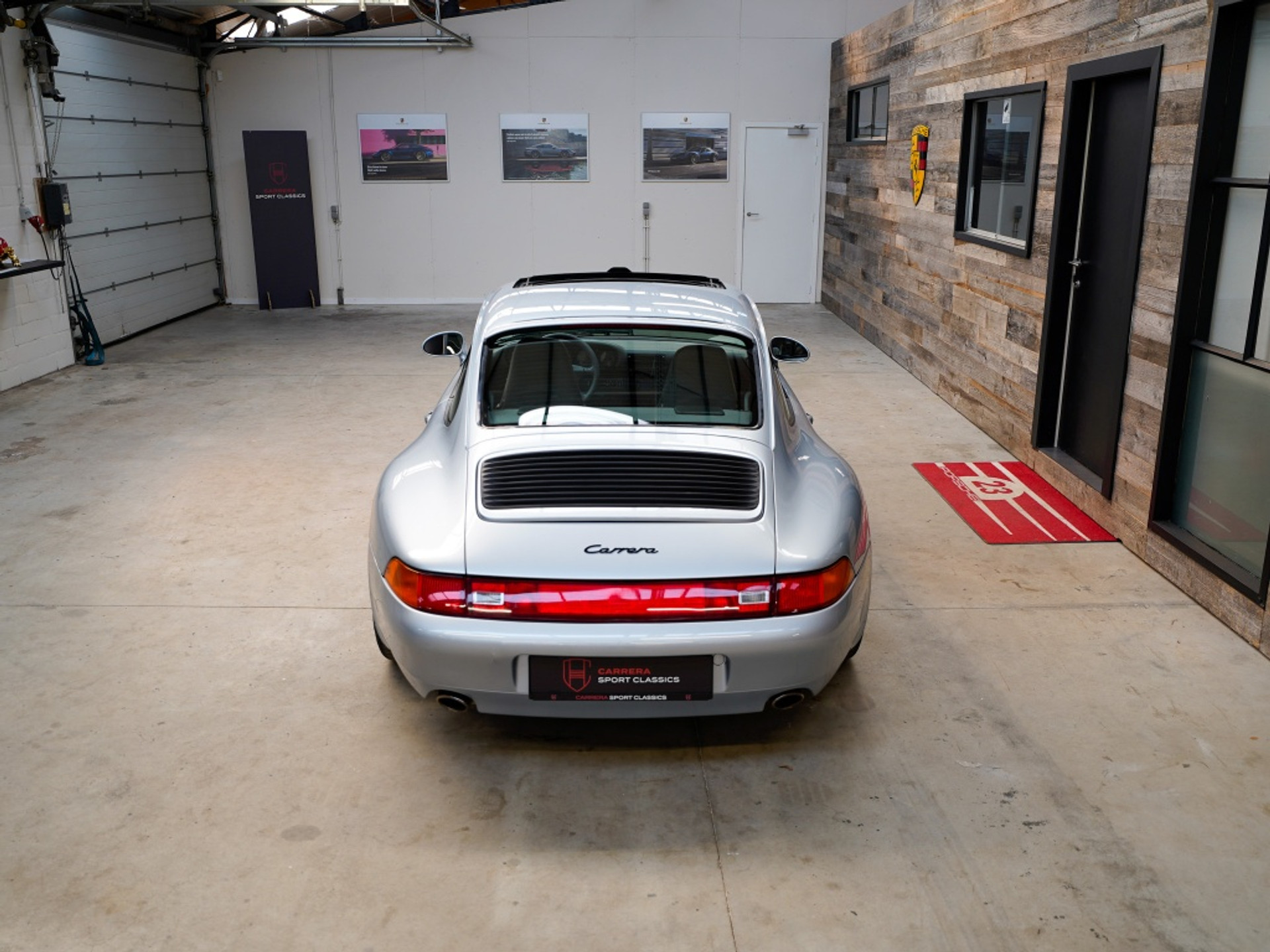 42423914-7.jpg