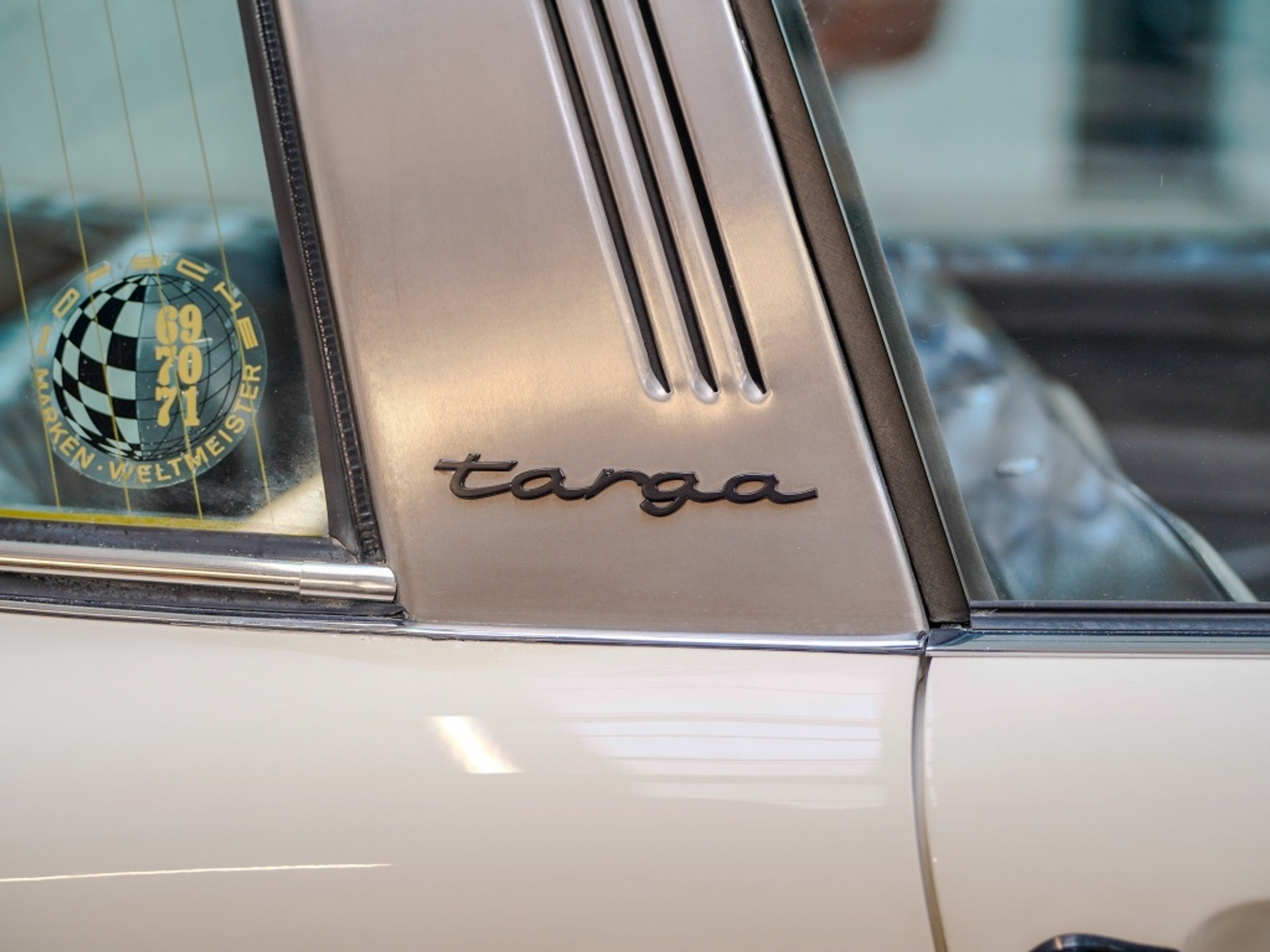 43510624-11.jpg