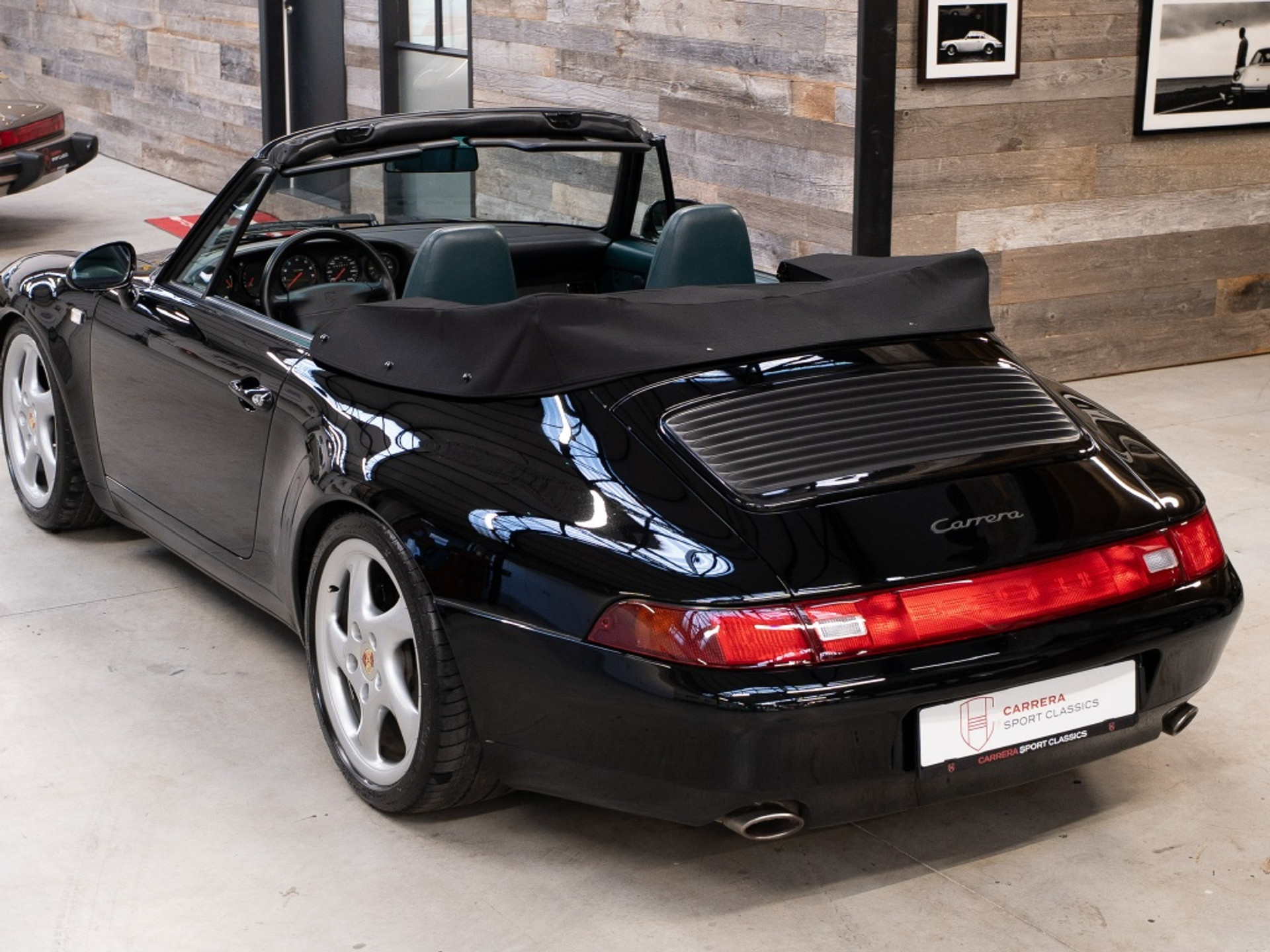 43577418-4.jpg