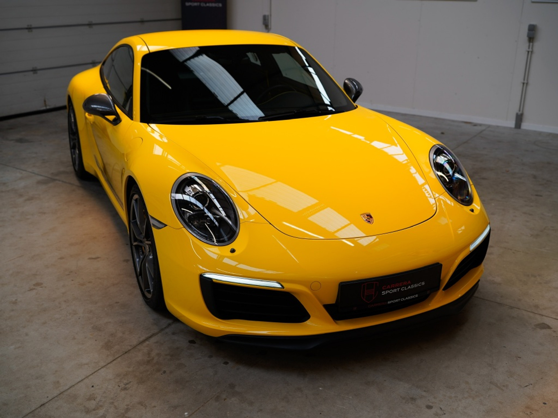 43992499-13.jpg