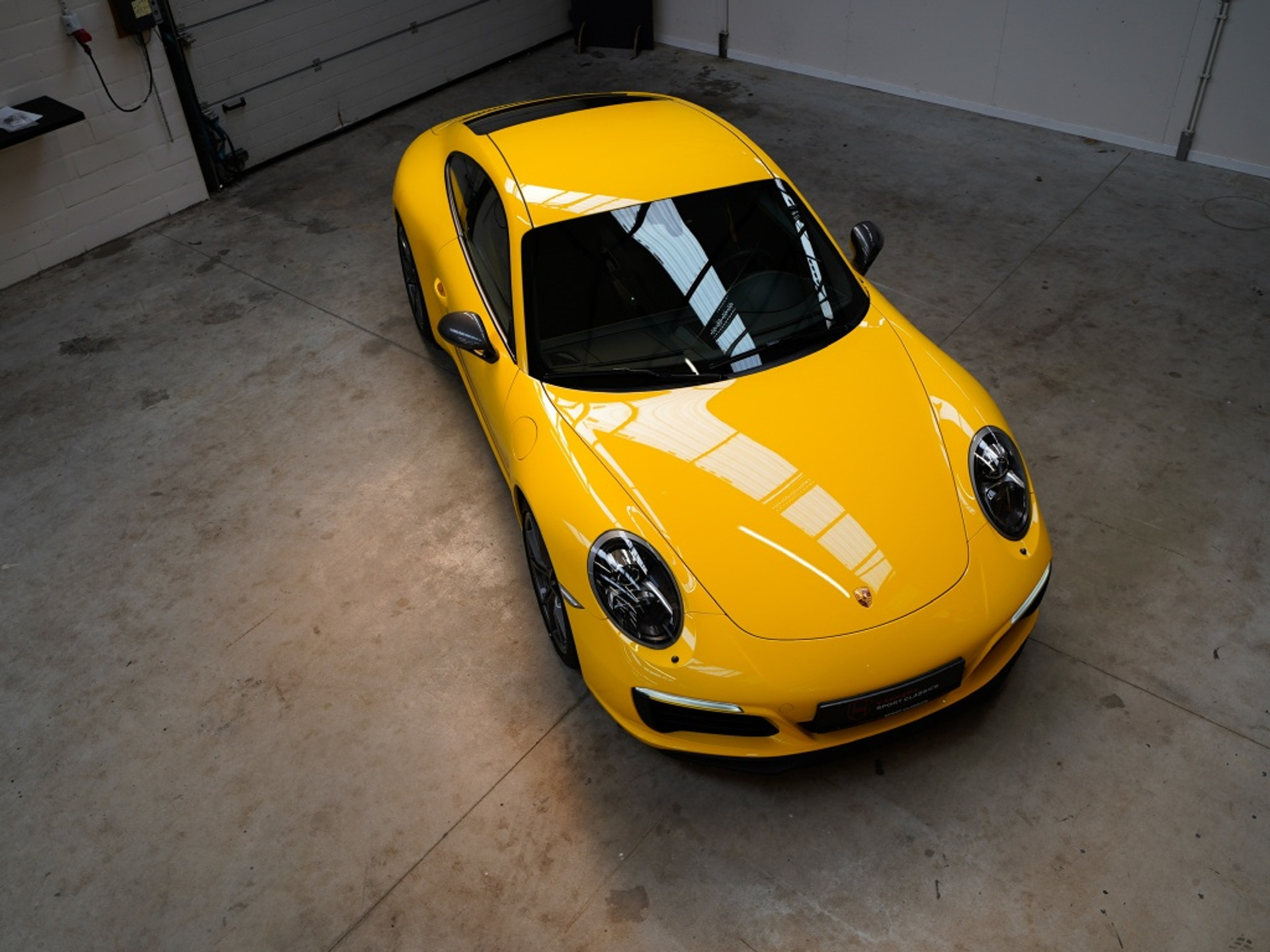 43992499-50.jpg