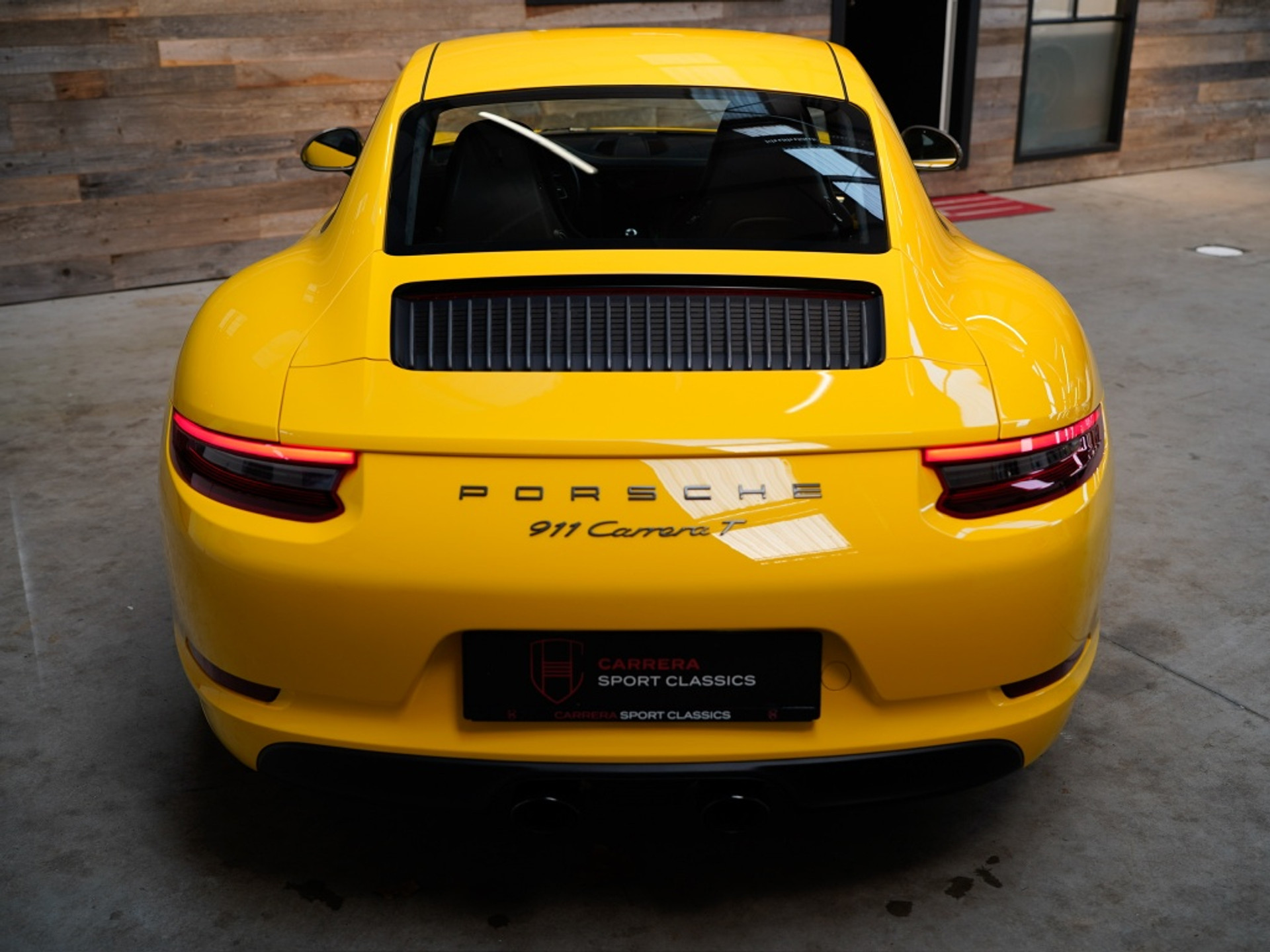 43992499-8.jpg