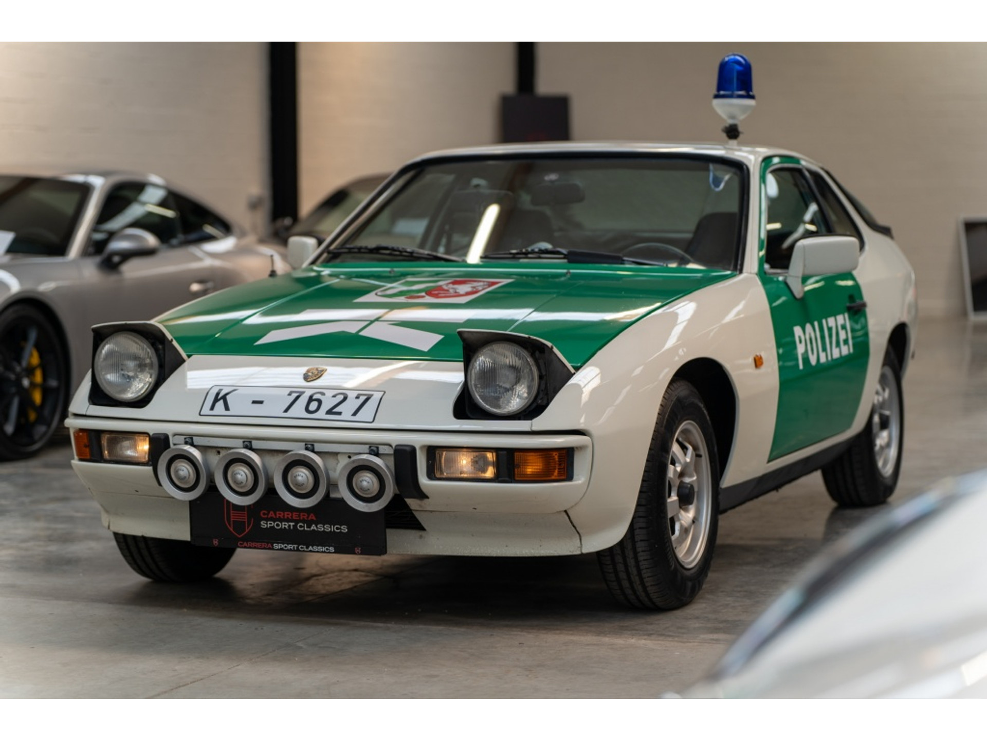 44519337-1.jpg