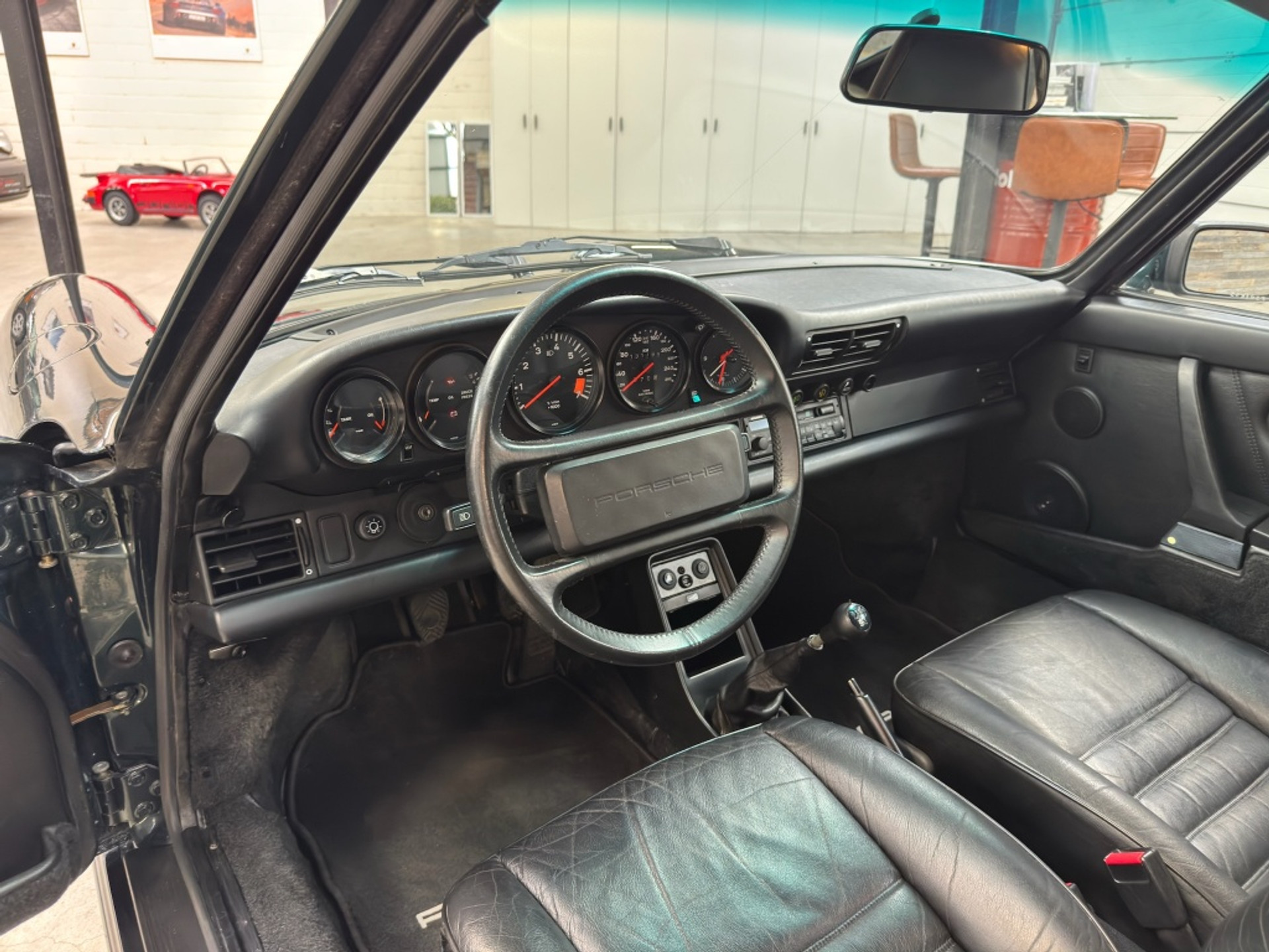 46784868-20.jpg