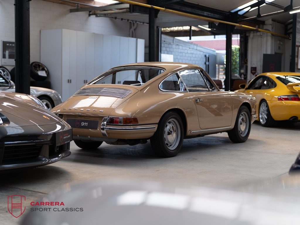 Porsche 911 T 2.0 Coupé / in preparation 911 T SWB - 1968 - EU car (FR) 52197886-2.jpg | Carrera Sport Classics