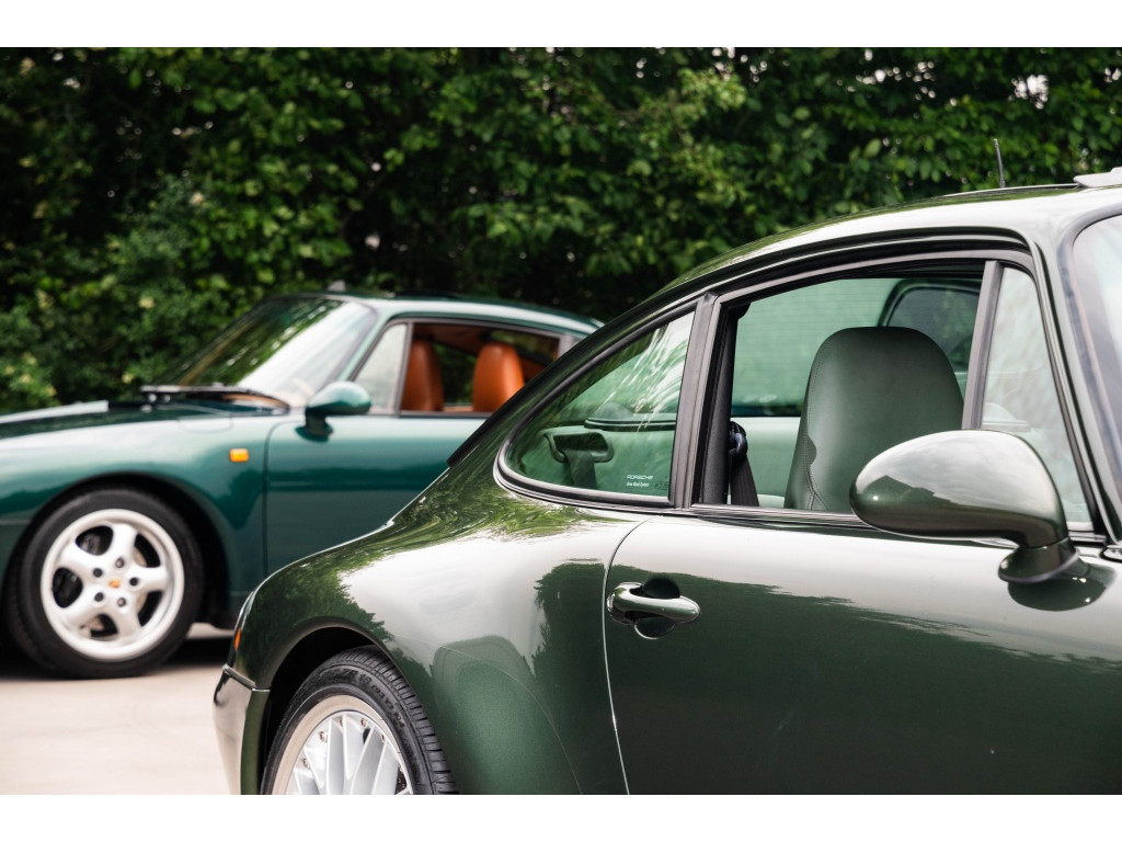 Porsche 911 993 Carrera 4 PTS Oakgreen / in 3.6 Carrera 4 Coupé / Very rare/ C00 52732525-1.jpg | Carrera Sport Classics