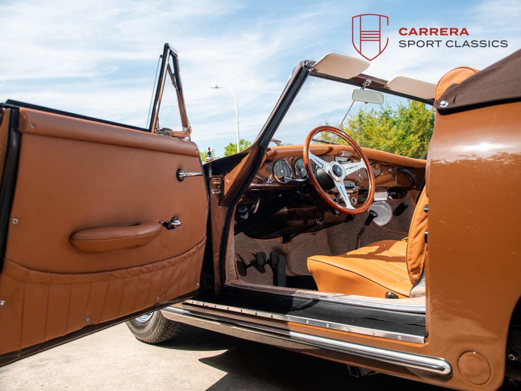 Porsche 356 SC Cabriolet - Top restoration - Matching Numbers 53916241-3.jpg | Carrera Sport Classics