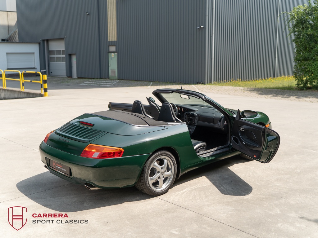 Porsche 911 Cabrio 996 Carrera 2 3.4 Carrera / PTS British racing Green / Manueel / Sportstoelen 54594832-2.jpg | Carrera Sport Classics