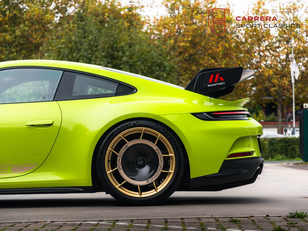 Porsche 911 992 GT3 'Manthey' 4.0 GT3 / PTS / Full Manthey kit 57619200-3.jpg | Carrera Sport Classics
